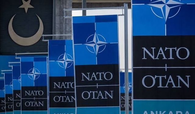 İzmir'de NATO operasyonu: 61 kişiye gözaltı