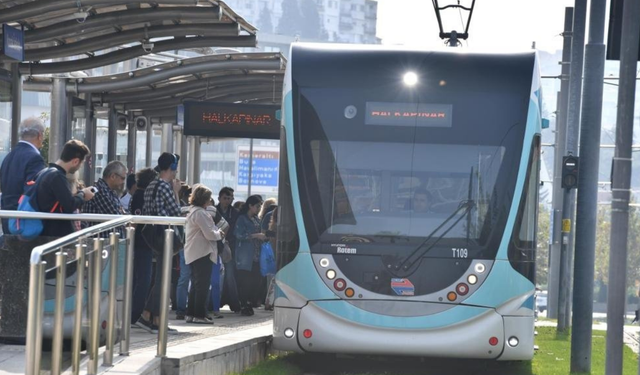 İzmir'de tramvay kullananlar dikkat: Halkapınar durağına gidiş yok