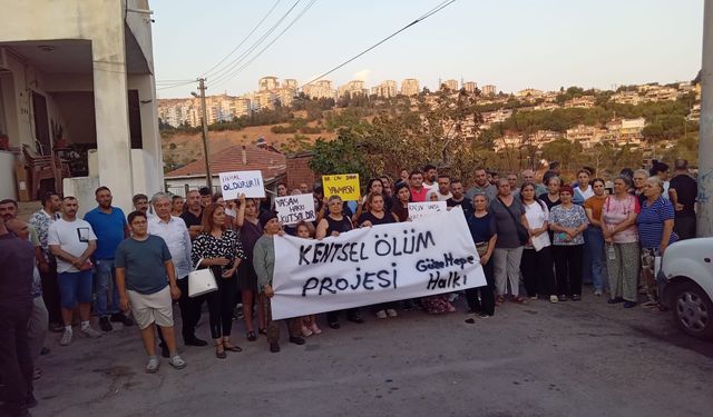 Çiğli’de acılı dededen Tugay ve Yıldız’a tepki: Oy isterken geliyorsunuz, şimdi neredesiniz?