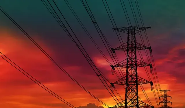 Gediz Elektrik’ten İzmir’e uyarı: 4 Ağustos’ta 15 ilçede kesinti yaşanacak!