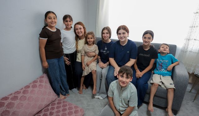 Konak’ta samimi buluşma: Başkan Mutlu komşularını dinledi
