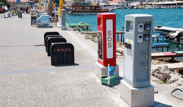 Foça’da 8 milyon liralık dev yatırım: Büyükdeniz ve Küçükdeniz rıhtımları yenilendi