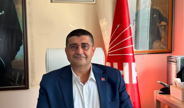 Başkan Karadağ’dan Menemen'deki AKP’ye geçişe sert tepki: At izi it izine karıştı