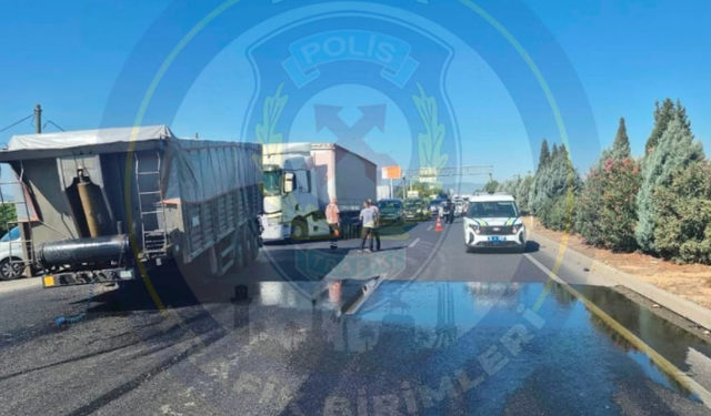 Trafik Birimleri uyardı: Çekici dorsesi koptu… O şeritler trafiğe kapalı!