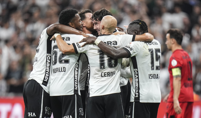 Vlahovic'ten hat-trick: Beşiktaş evinde Çorum FK’yı 6-2 yendi