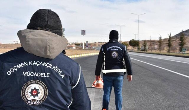 İzmir’de insan tacirlerine baskın!