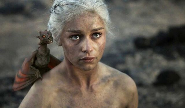 Dünyanın en çok konuşulan dizisi Game of Thrones sevenlerine müjde: Sinema filmi geliyor