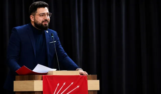 CHP’li Mutlugüneş’ten İzmirli gençlere çağrı: Temiz siyasetin timsalini İzmir’den başlatıyoruz