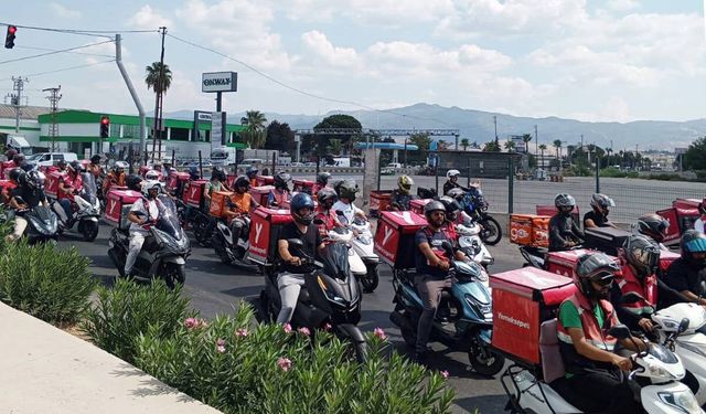 İzmir'de motokuryenin gündemi: Güvenlik, geçim, eğitim, örgütlenme