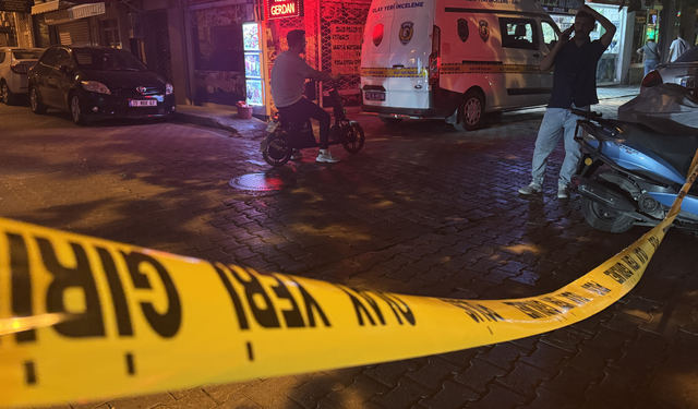 Karşıyaka'da iki grup arasında kavga: 5 kişi yaralandı