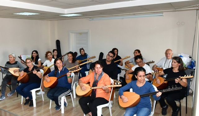 Çiğli’de güz dönemi sanat kursları başlıyor... Çocuklar ve yetişkinler için yeni kurslar
