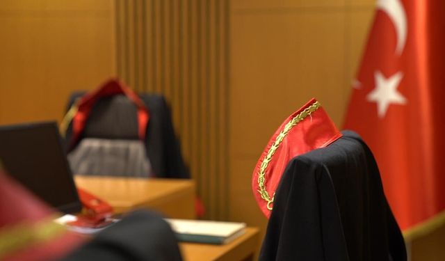 İzmir’de hakime tehdit mesajı: Hedef sen olursun dedi, serbest bırakıldı