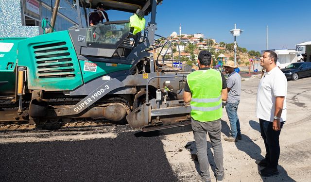 Narlıdere’de asfalt harekatı hız kesmiyor: Hedef 40 bin metrekare!