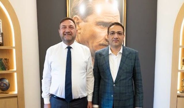 Başkan Yiğit CHP İzmir heyetini makamında ağırladı: Kaldığımız yerden devam