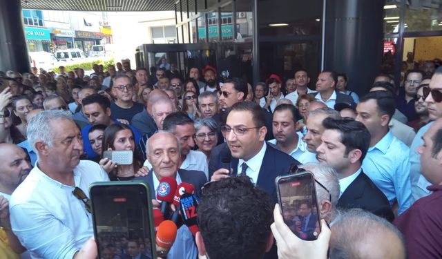 Balçova'da Onur Yiğit geri döndü, adaylık sinyali verdi: Siyasi olarak hırslandım