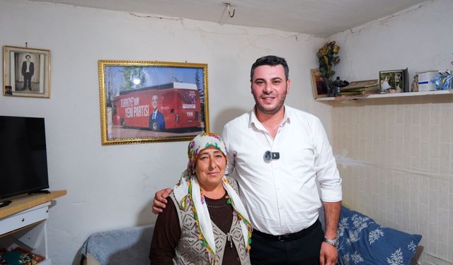 Özel’e ‘Sana otobüs alacağız’ demişti... Yeni Parti’den Ayşe Teyze’ye ziyaret