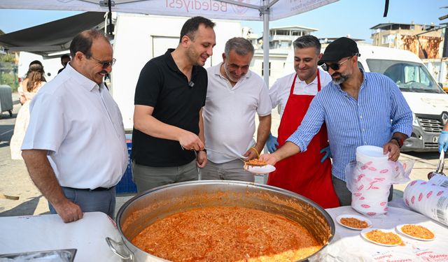 Bornova’da üreticiler bir araya geldi… İlk hasatlar menemene dönüştü