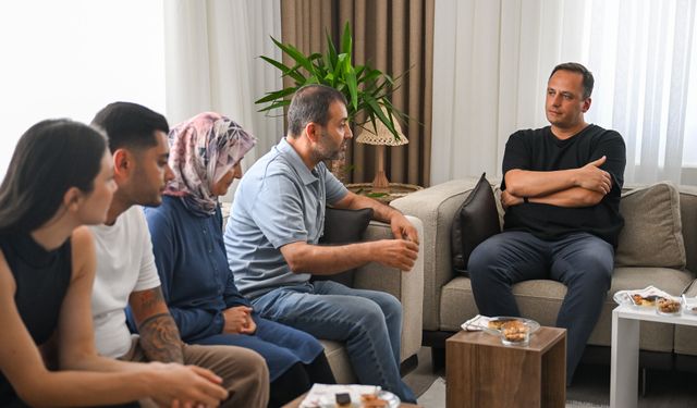 Başkan Eşki’den Bornovalı şehidin ailesine ziyaret