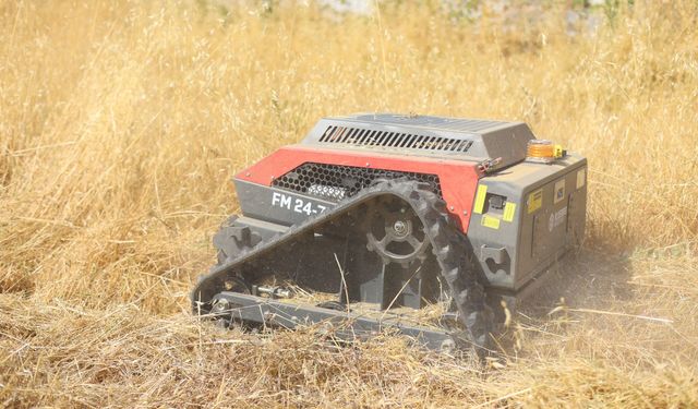 Karabağlar’dan yabani ot temizliğinde teknolojik hamle