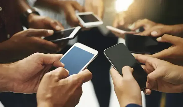 Dar gelirli için cep telefonu hayal oldu: Vergi miktarı, ürün fiyatından yüksek!