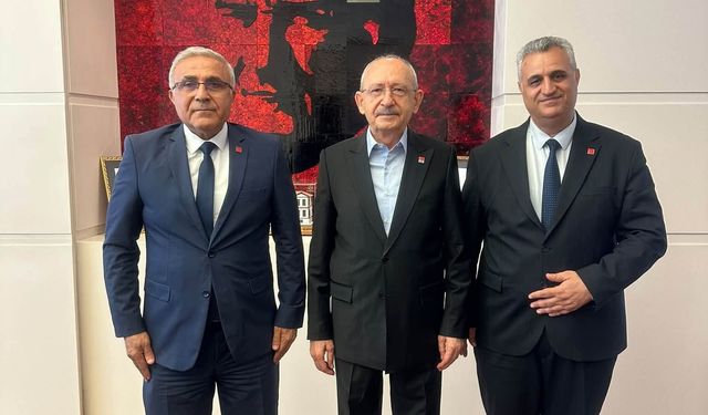 CHP Gaziemir İlçe Başkanı Yüksel Demirsoy, Kılıçdaroğlu’nu ziyaret etti