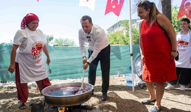 Bornova’da geleneksel lezzetler için renkli buluşma
