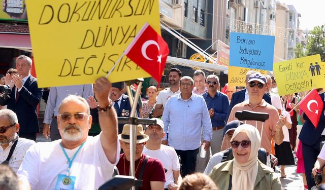 Buca’da barış ve kardeşlik mesajları yükseldi