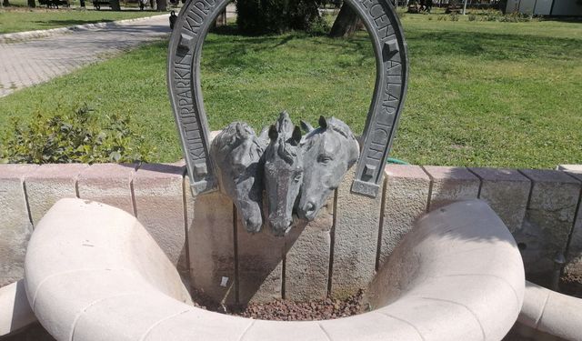 Kültürpark yapılırken ölen emekçiler için 'Emekçi Atlar' örneği: Tarihçi Talat Ulusoy’dan yeni anıt çağrısı