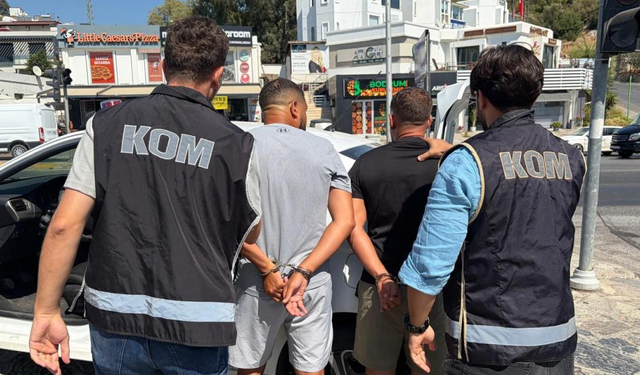 Fransa tarafından kırmızı bültenle aranan zanlı sahte kimlikle Bodrum'da yakalandı