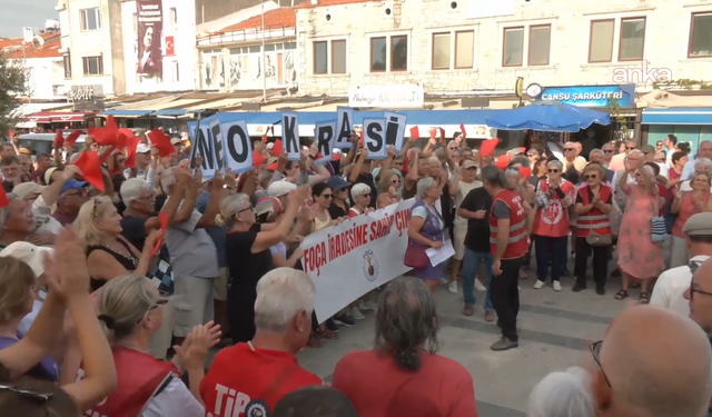 Foça’da Saniye Fıçı’ya protesto: Oylarımızı alıp irademizi saraya teslim etti