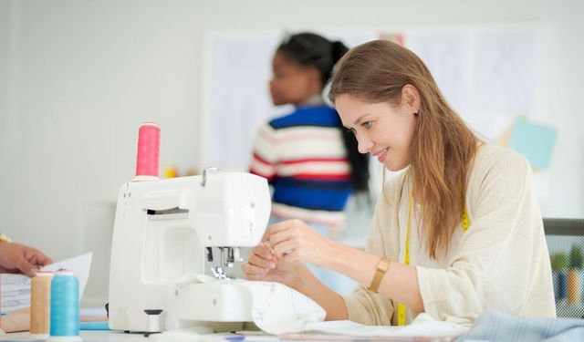 Balçova'da yeni dönem mahalle kursları başladı