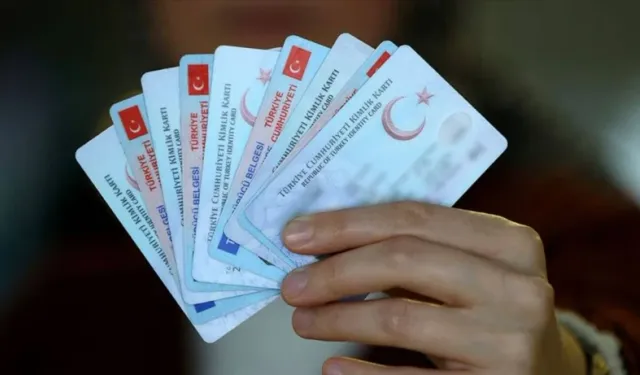 Suriyelere ‘vatandaşlık’ veriyorlardı… İzmir’de ‘usulsüz kimlik’ operasyonu