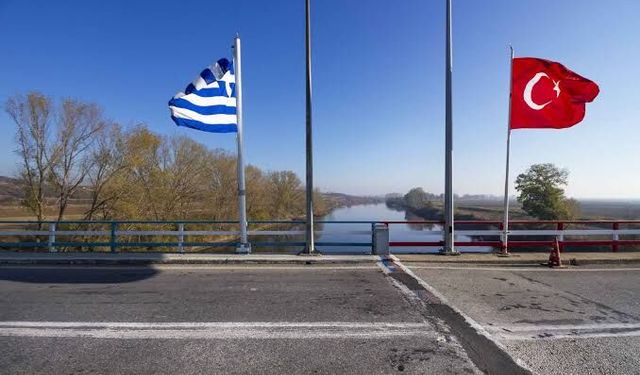 Dostluk mesajları verildi... Ege’nin iki yakası bir araya geldi