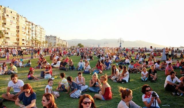 İzmir’de üniversitelerin akademik takvimi açıklandı… Okullar ne zaman açılacak?