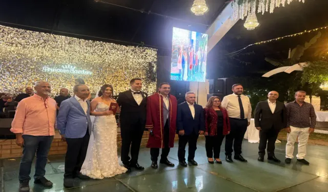 İzmirli çiftin mutlu günü! Güzide ve Ali Doğacan Öz dünyaevine girdi