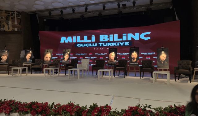 Kılıçdaroğlu MYK sonrası sloganlarla Bostanlı'ya uğurlandı: Yakınlarını kaybeden aileler eşlik edecek