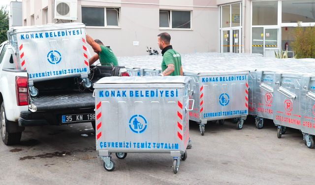 Konak’ta çöp konteynerleri yenileniyor