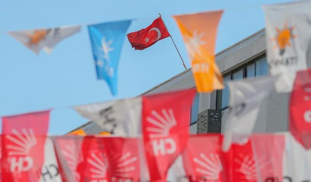 Siyasi harita sil baştan: İzmir’in kuzeyi Cumhur İttifakı’na mı kayıyor?