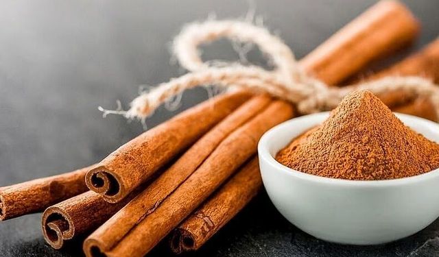 Bir tutamı bile yetiyor: Tarçının sağlığa faydaları neler?