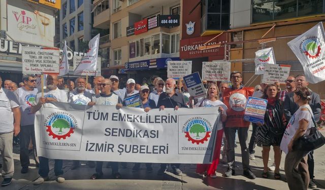 CHP Konak’tan emeklilerin eylemine destek: Emekliler sadaka değil, haklarını istiyor