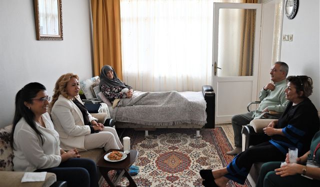 Bornova’nın çınarlarına anlamlı ziyaret