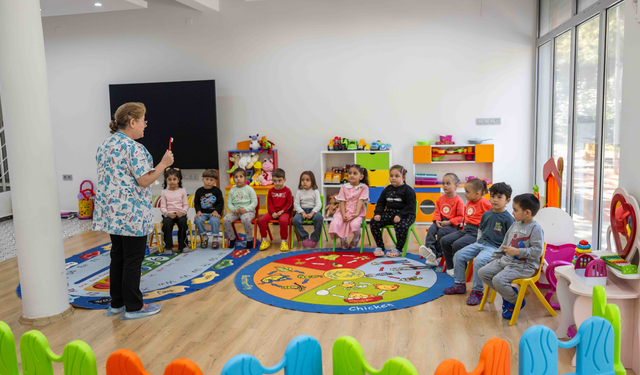 Bornova Belediyesi’nden 10 merkezde ağız ve diş sağlığı eğitimi