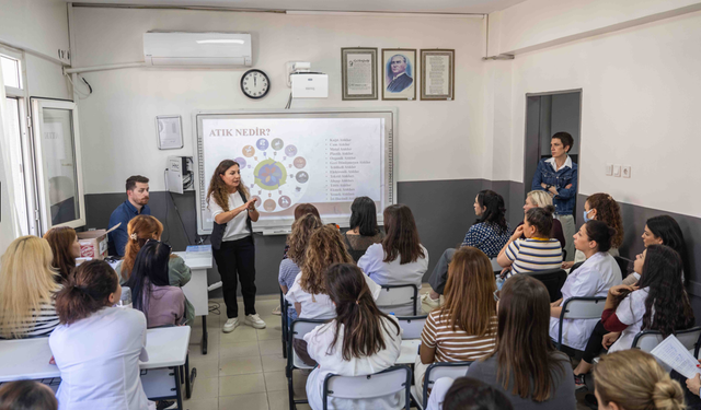 Bornova’da sürdürülebilir gelecek için eğitim: Dönüşüm sınıflardan başlayacak