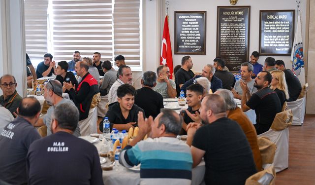 3. Sanayi Sitesi’nde birlik sofrası: Eşki’den esnafa destek mesajı