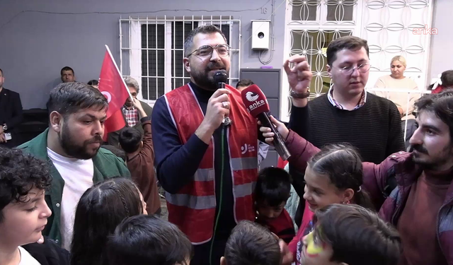 CHP İzmir İl Gençlik Kolları’ndan çocuklara Cumhuriyet Bayramı etkinliği