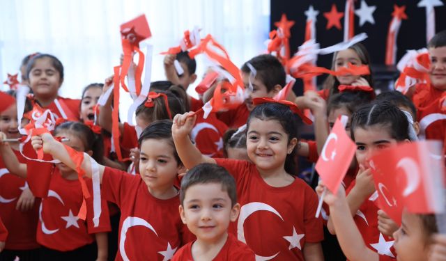 Konaklı minikler Cumhuriyet coşkusunu yaşadı