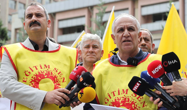 Eğitim Sen Başkanı Irmak: Bornova’da yöneticilerimizin gözaltına alınmasını kabul etmiyoruz