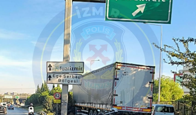 O istikamete gidecekler dikkat: Trafik kazası var!