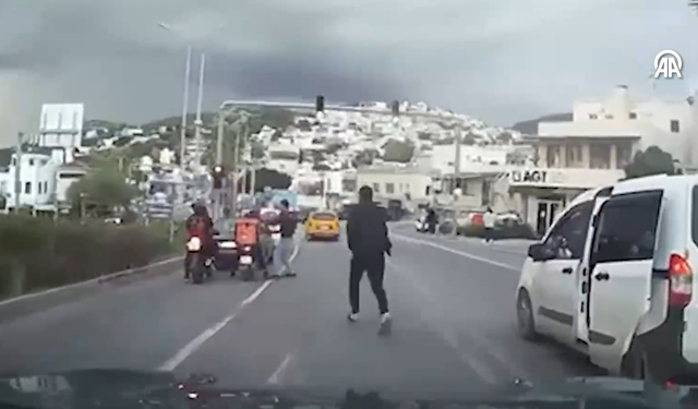Bodrum'da trafikte kuryeyi darbeden 2 kişiye 360 bin lira ceza