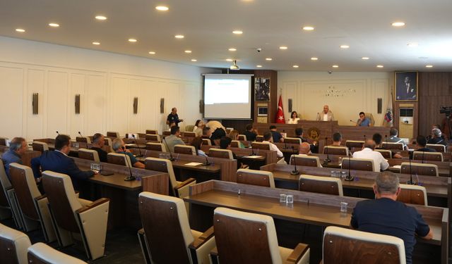 Kemalpaşa’da meclis gündemi yoğun: Kırsal kalkınma ve doğalgaz için önemli kararlar alındı